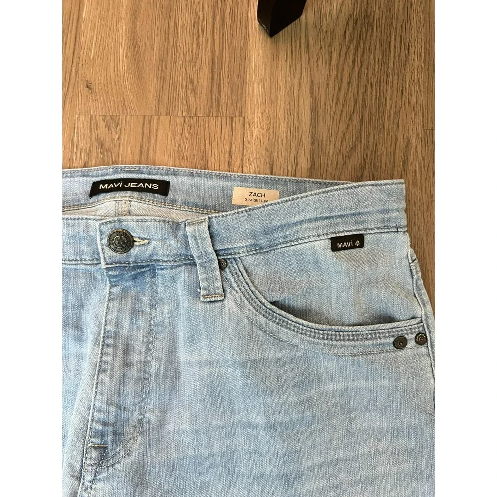 Mavi Zach Straight Leg Jeans Light Wash 5 Pocket Denim Men's